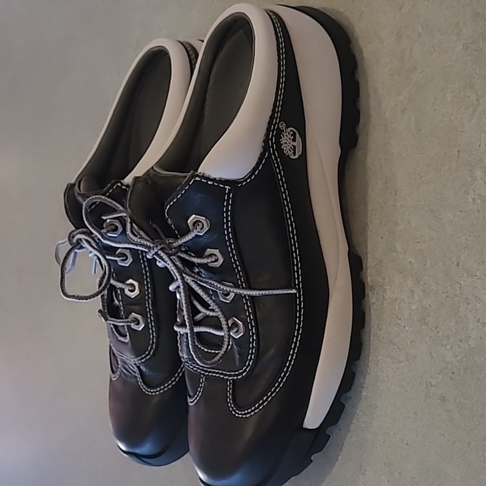 Timberland Size 8.5 Leather Ledge Clog Nearly New
